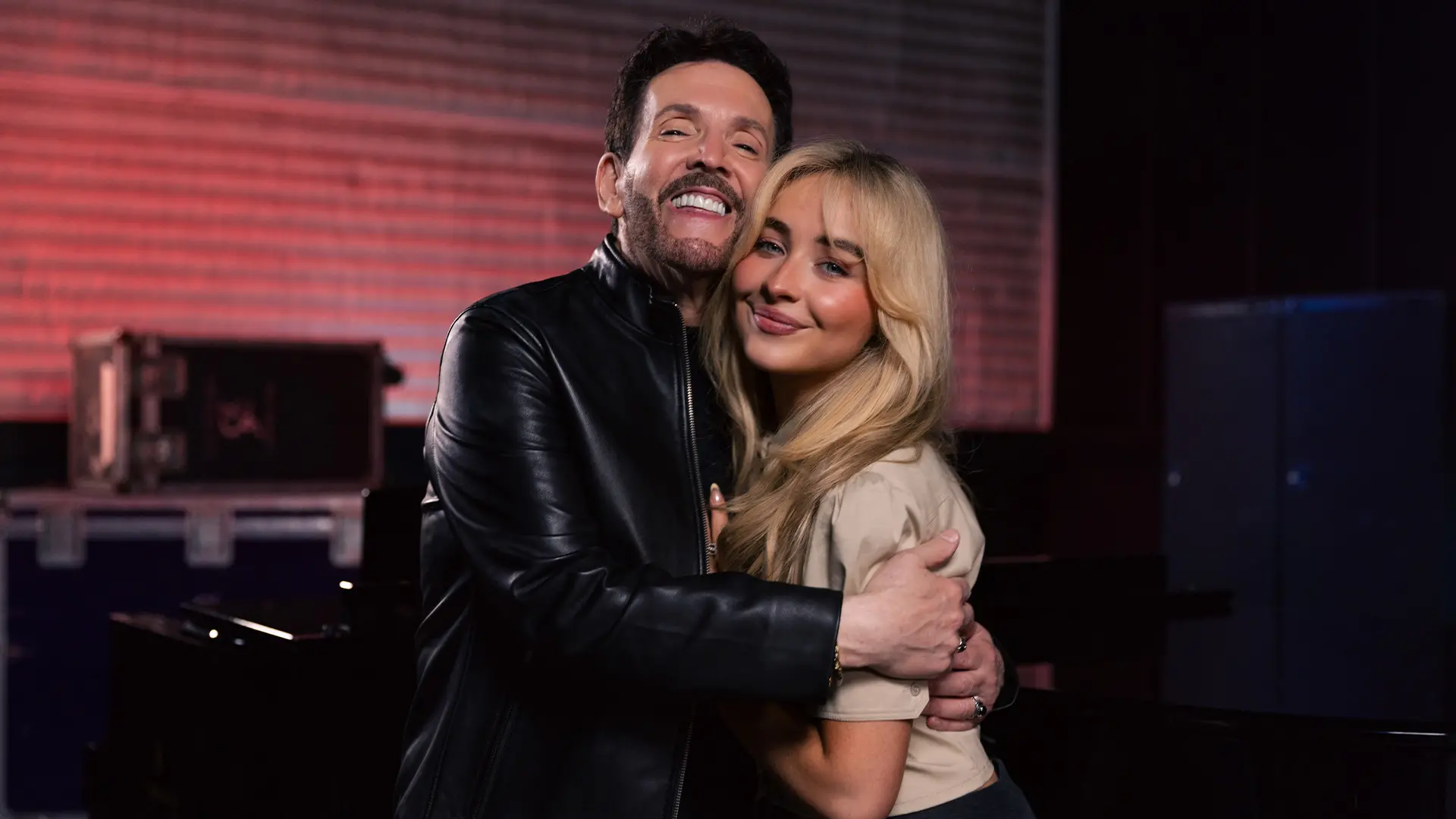 Sing like the stars with Eric Vetro