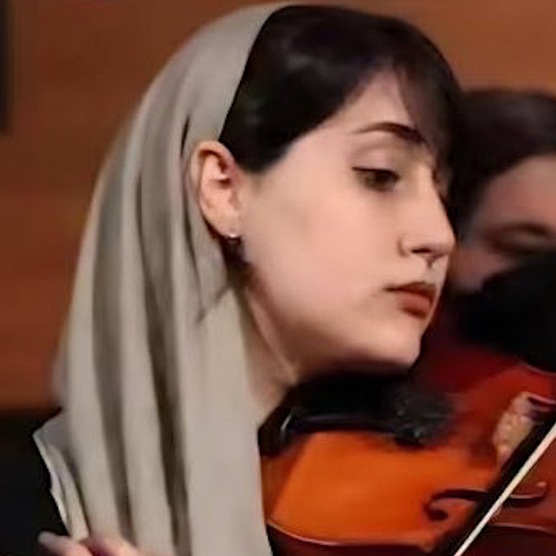 چهره صنم پوربابایی