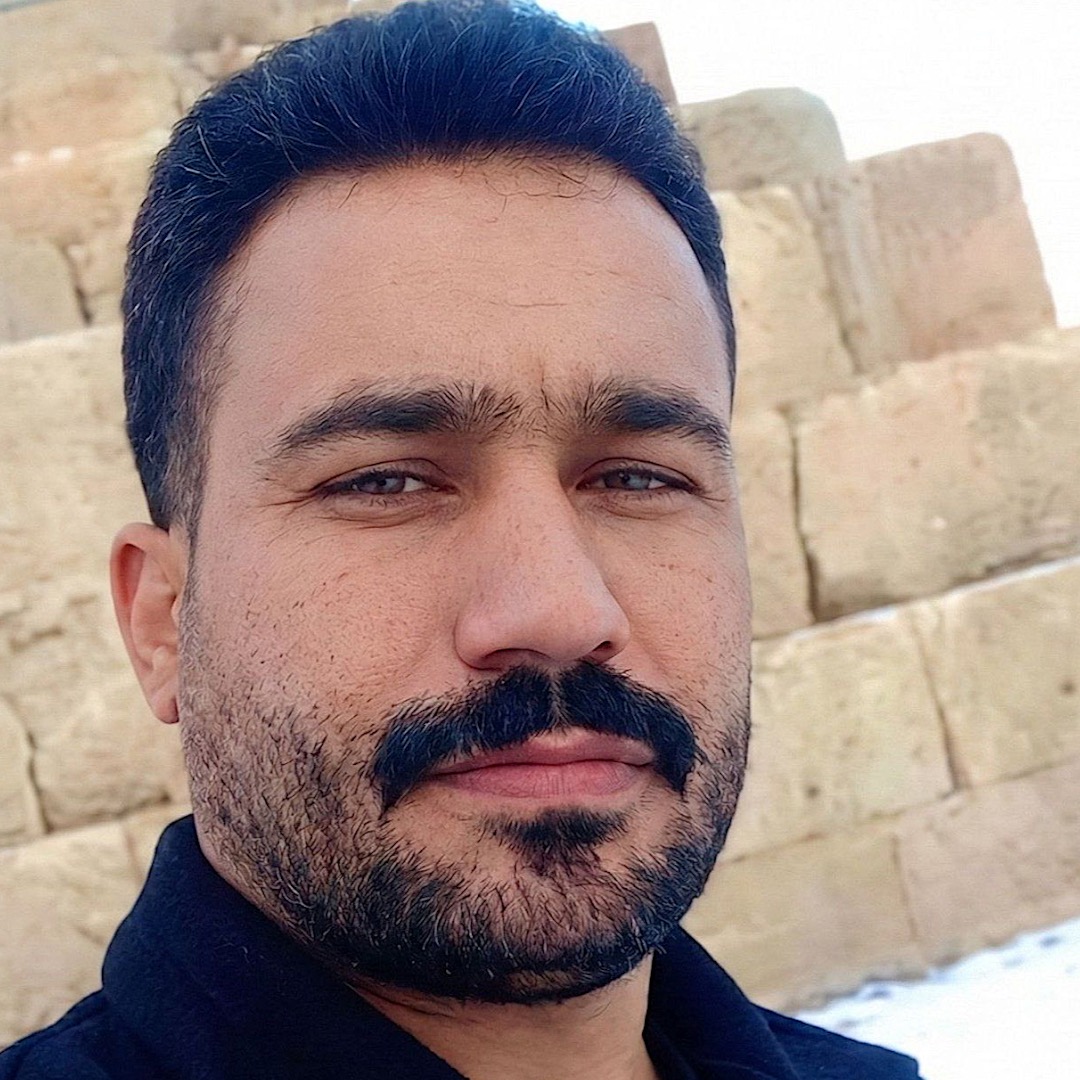 چهره خداداد شیروانی