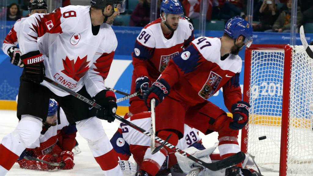 Ice Hockey - Czech Republic v Canada