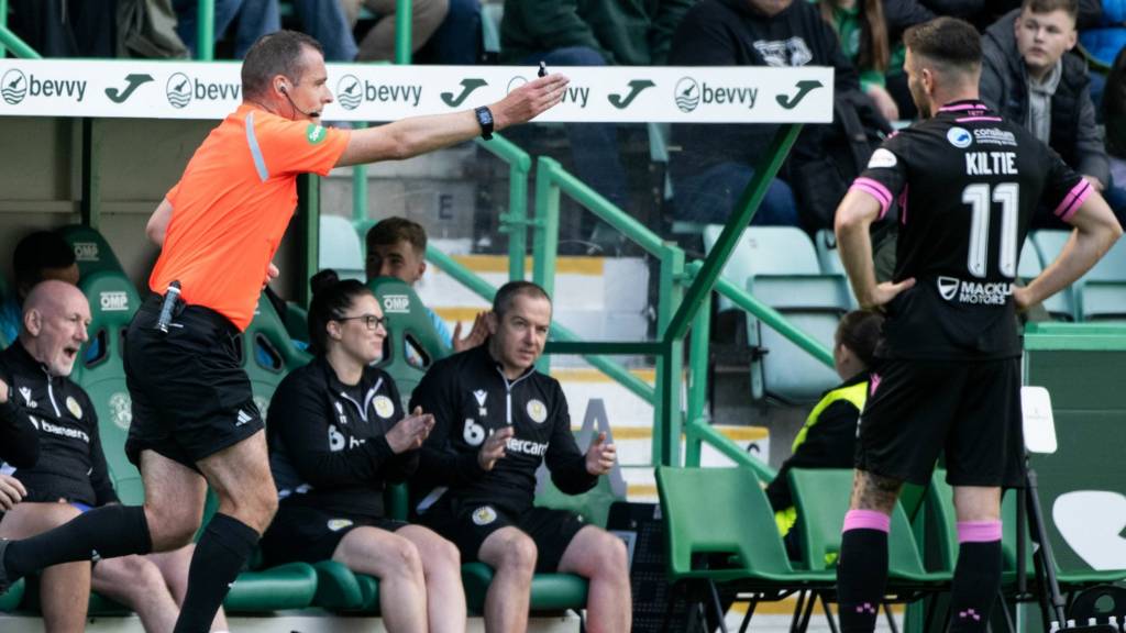 Scottish Premiership: St Mirren Earn Dramatic Victory In Thriller 