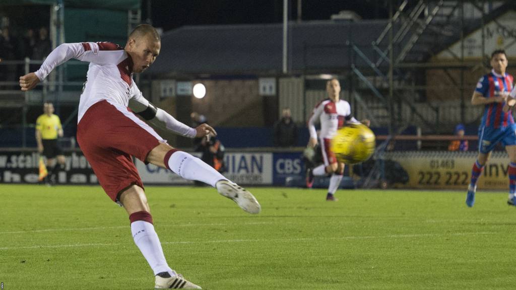 Kenny Miller volleys Rangers ahead