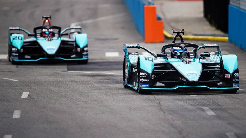 Formula e on the hot sale bbc