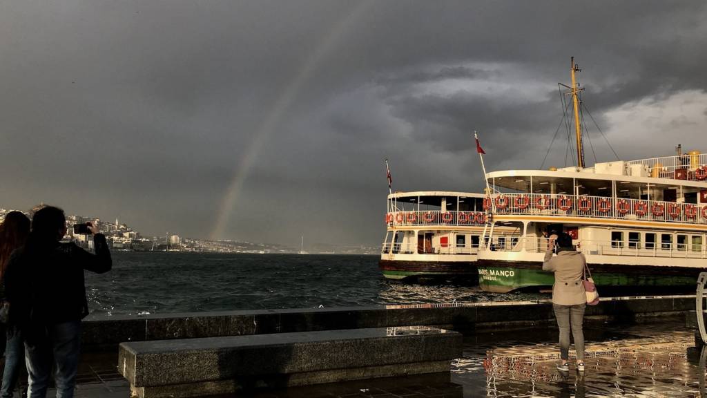 istanbul'da gökkuşağı