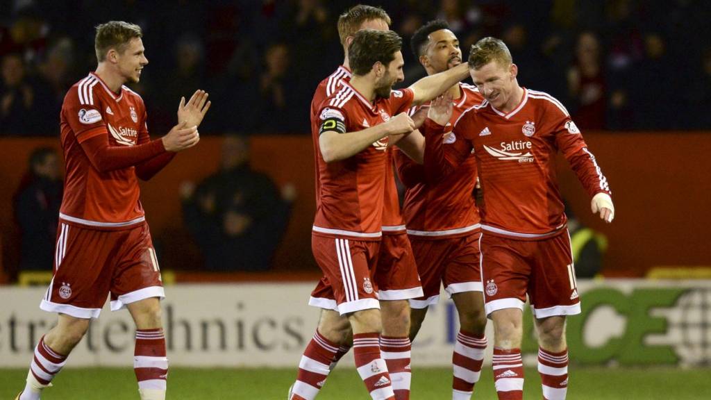 Aberdeen players celebrating