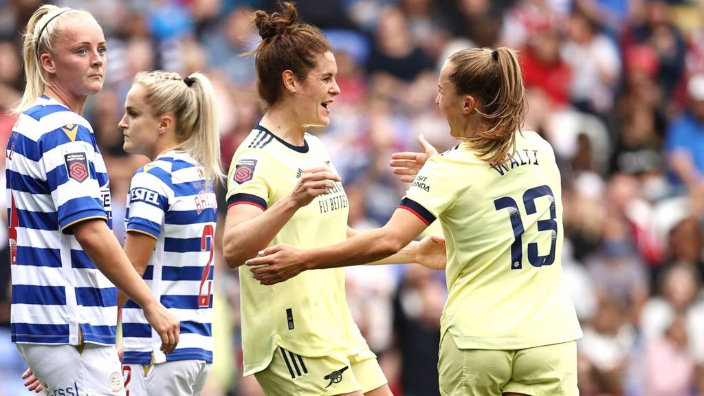 WSL: Chelsea v Everton plus follow Leicester v Man Utd & Reading v