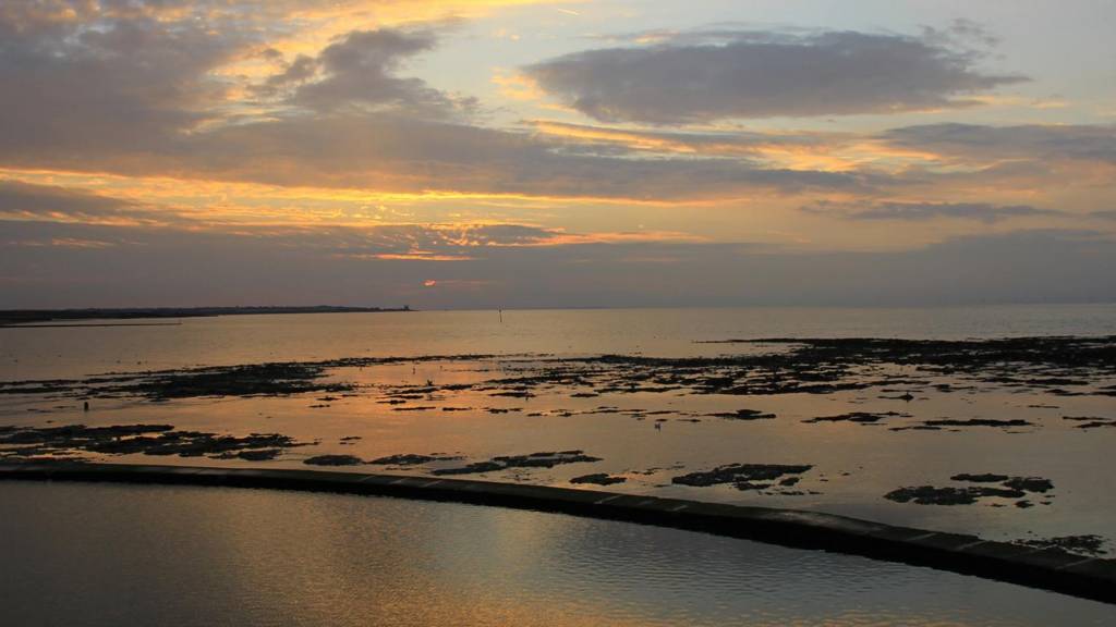 Minnis Bay