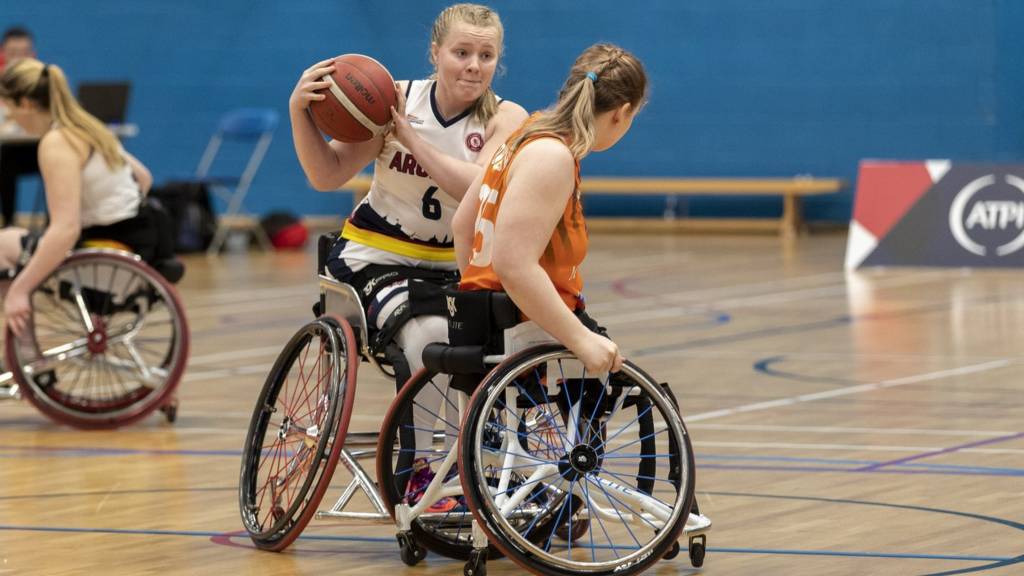 Cardiff Met Archers against Worcester Wolves