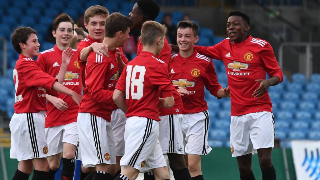 Manchester United at the Super Cup NI