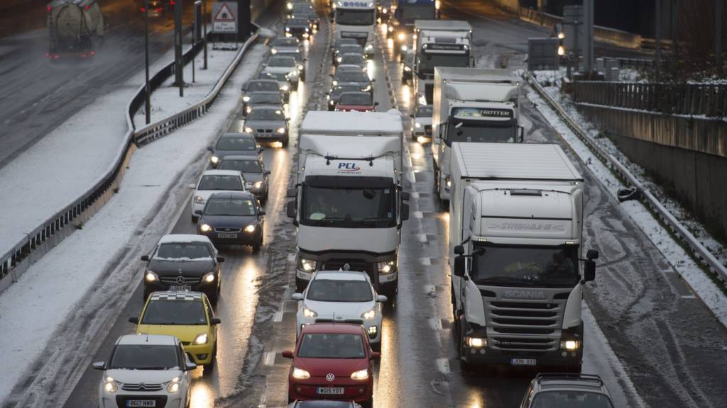 Queuing cars