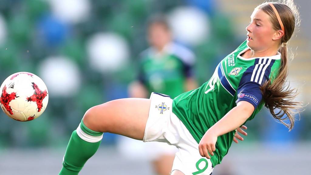 NI forward Emily Wilson