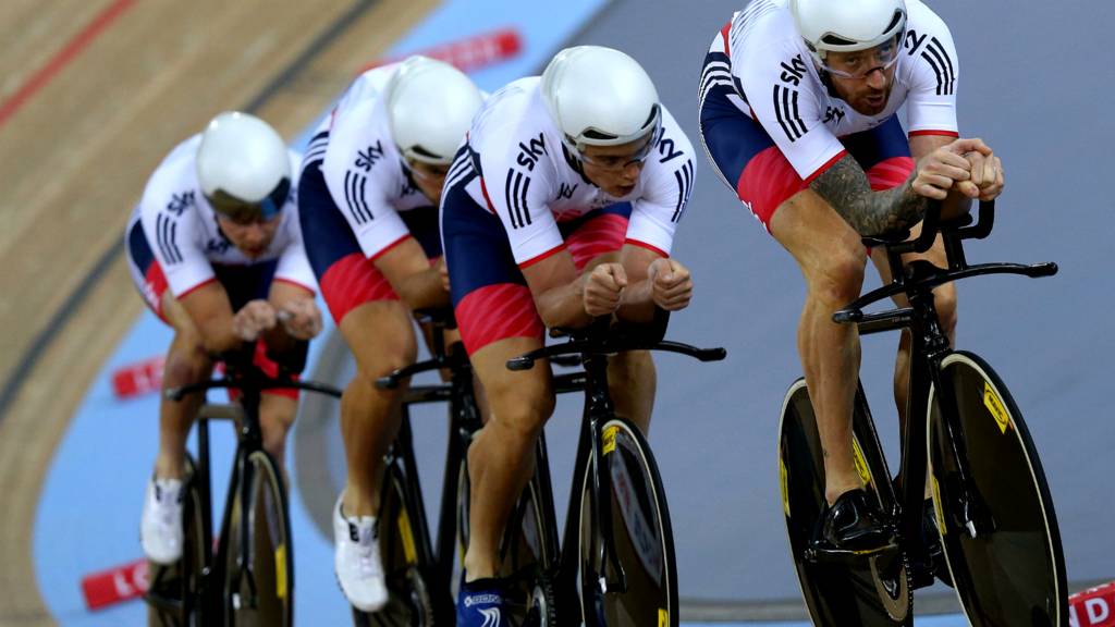 Sir Bradley Wiggins leads the men's pursuit team at the Track Cycling World Championships
