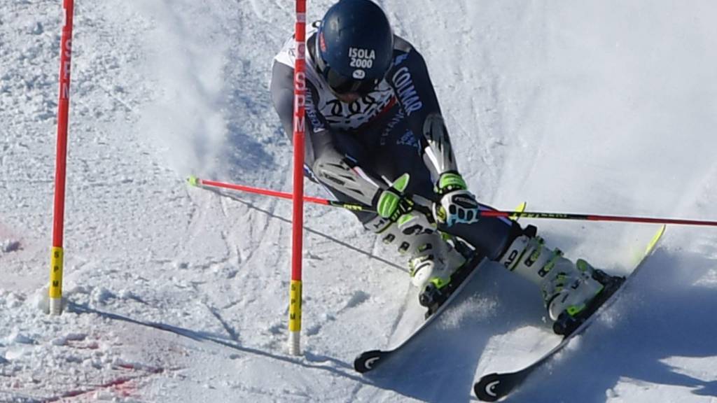 Mathieu Faivre competes