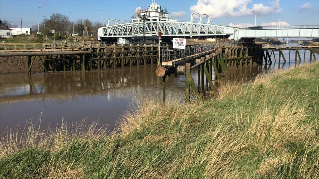 BBC Lincolnshire Live on Monday 29 February 2016 BBC News