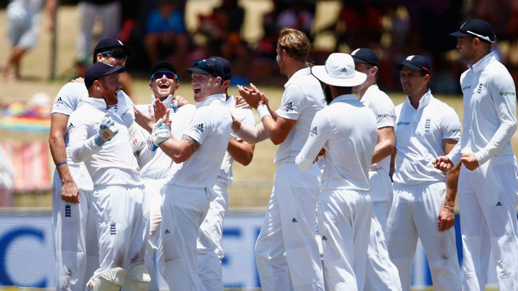 England players celebrate