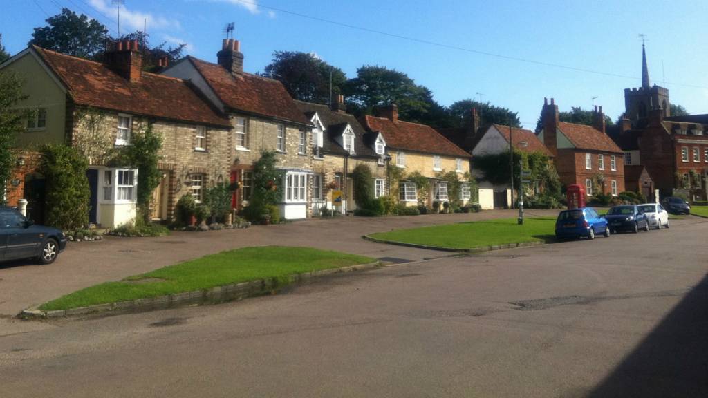 BBC Local Live Beds, Herts & Bucks BBC News