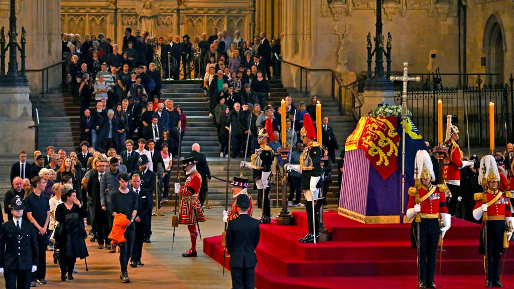 Members of the public view the Queen lying-in-state in Westminster Hall