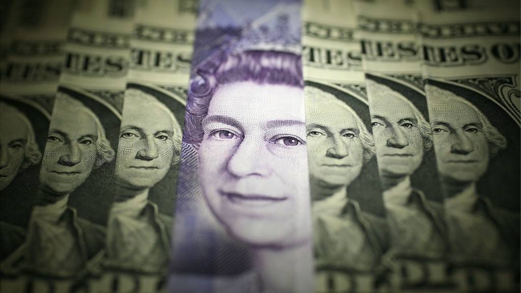 Sterling and dollar notes