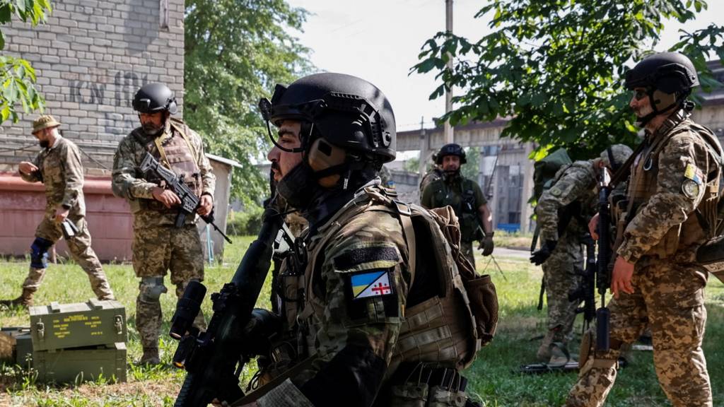 Ukraine war latest: Zelensky confident on 100th day of Russian invasion -  BBC News