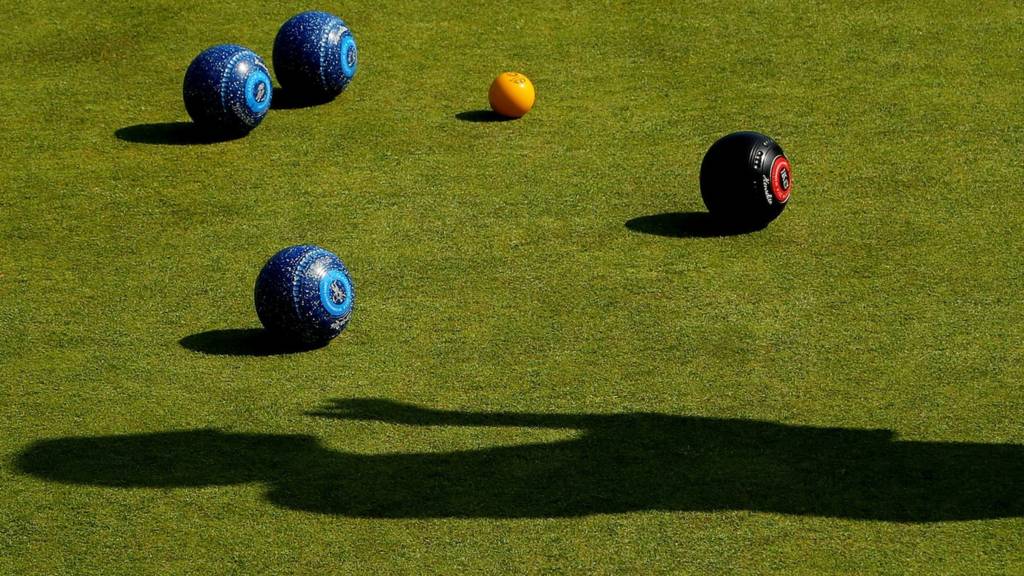 Watch live lawn bowls from the 2018 Commonwealth Games on the Gold ...