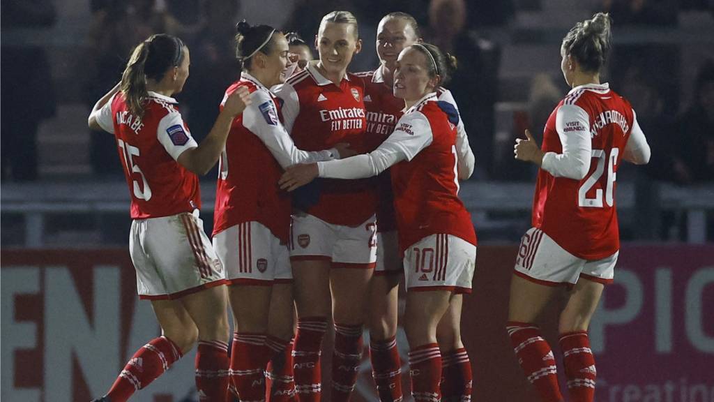 Beth Mead returns to form to inspire Arsenal's comeback win over Brighton, Women's Super League