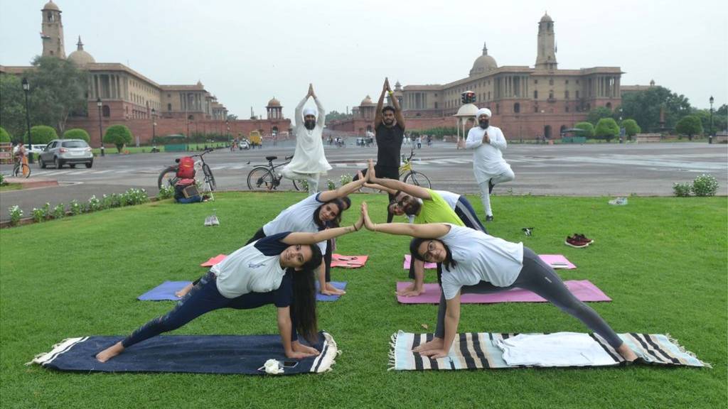 योग दिवस पर मोदी बोले – कोरोना महामारी में उम्मीद की किरण बना हुआ है योग -  BBC Hindi