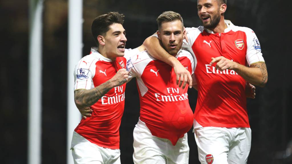 Arsenal celebrate Aaron Ramsey's goal