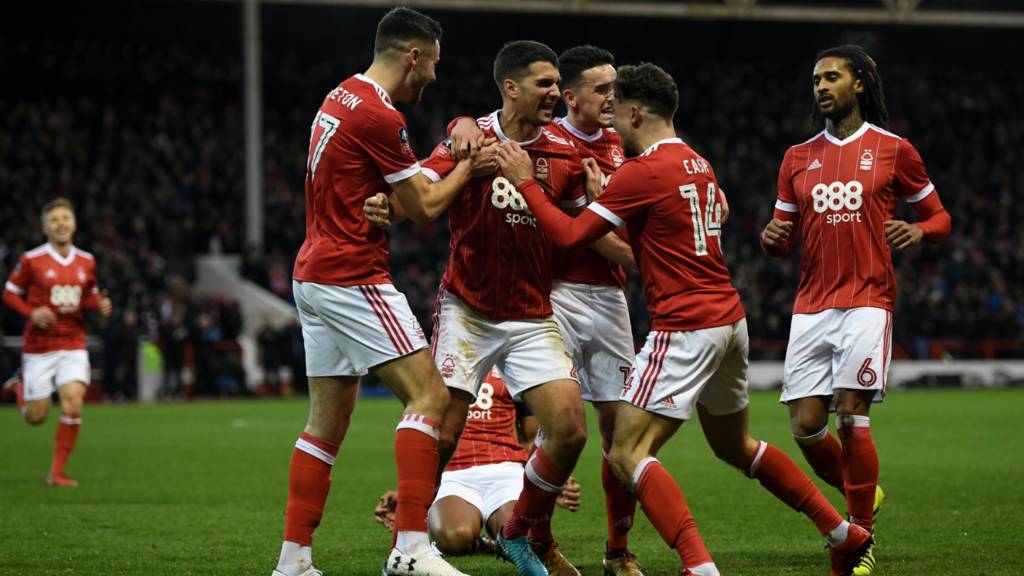 Nottingham Forest celebrate regaining the lead against Arsenal.