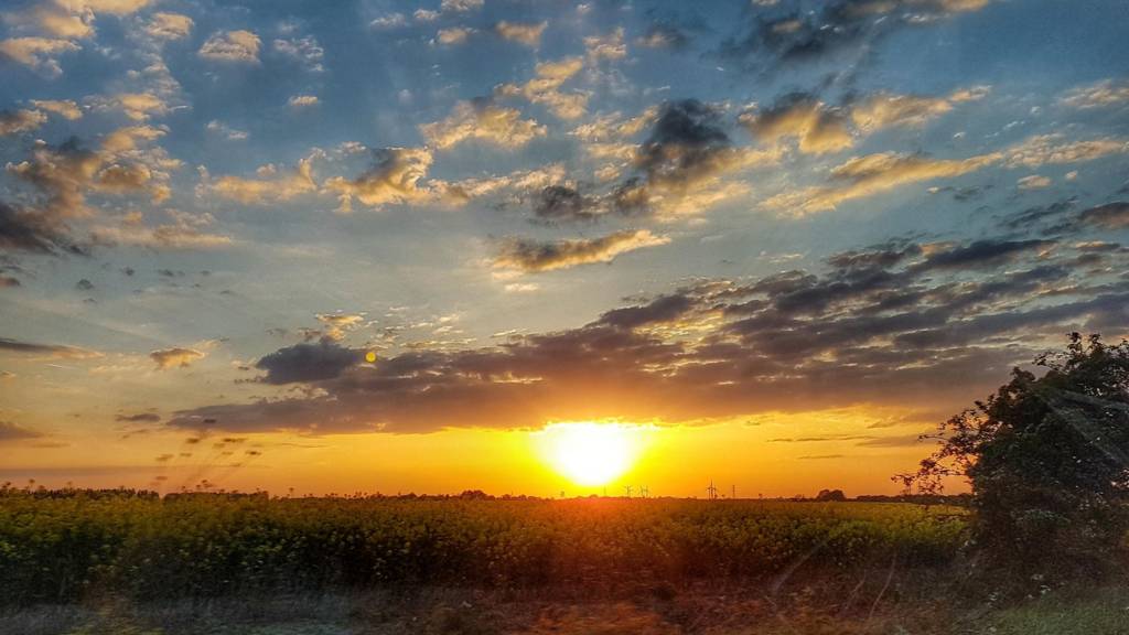 Sunrise in Papworth Everard