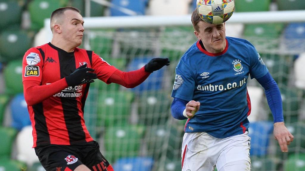 Linfield are playing Crusaders in the Irish Cup