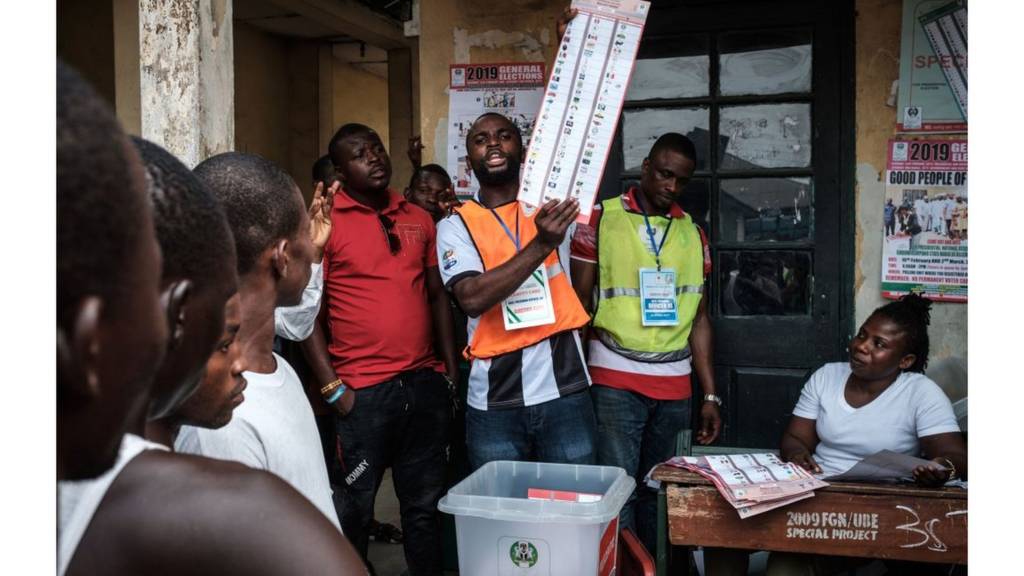 Ndị ọrụ Inec na-ahazi atụmvootu