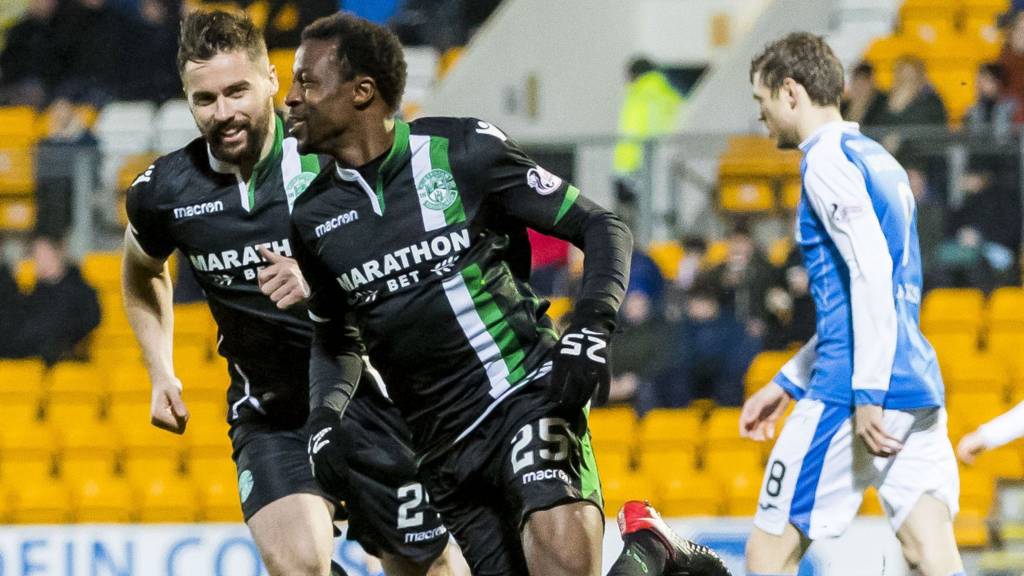 St Johnstone 11 Hibernian 10man Hibs held by Saints Live BBC Sport