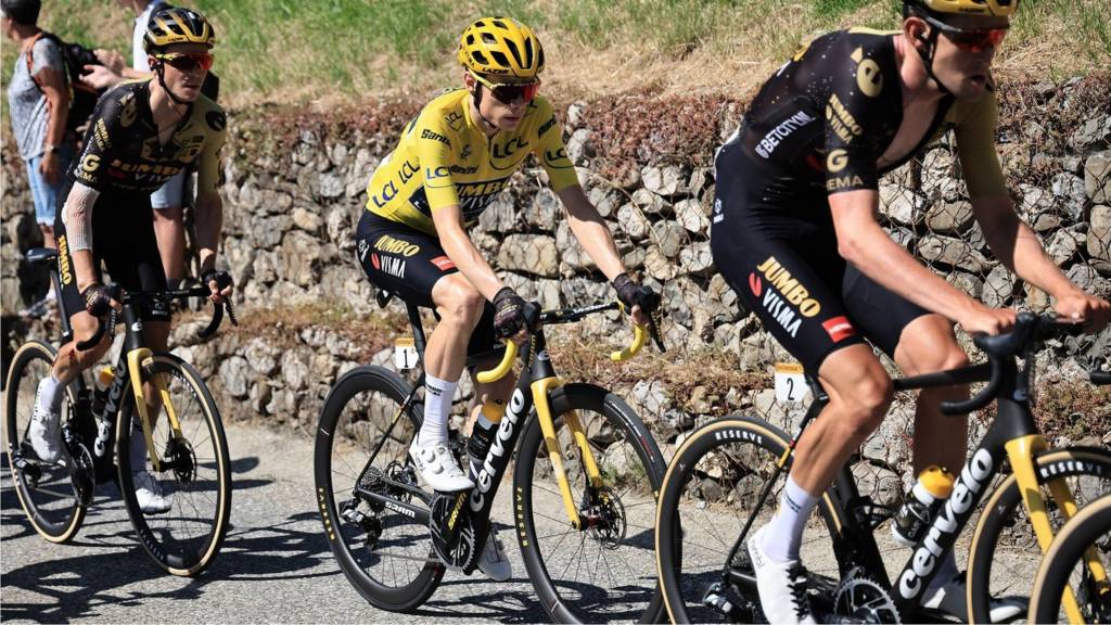 Tour de France stage 17 Vingegaard takes control of Tour as Pogacar