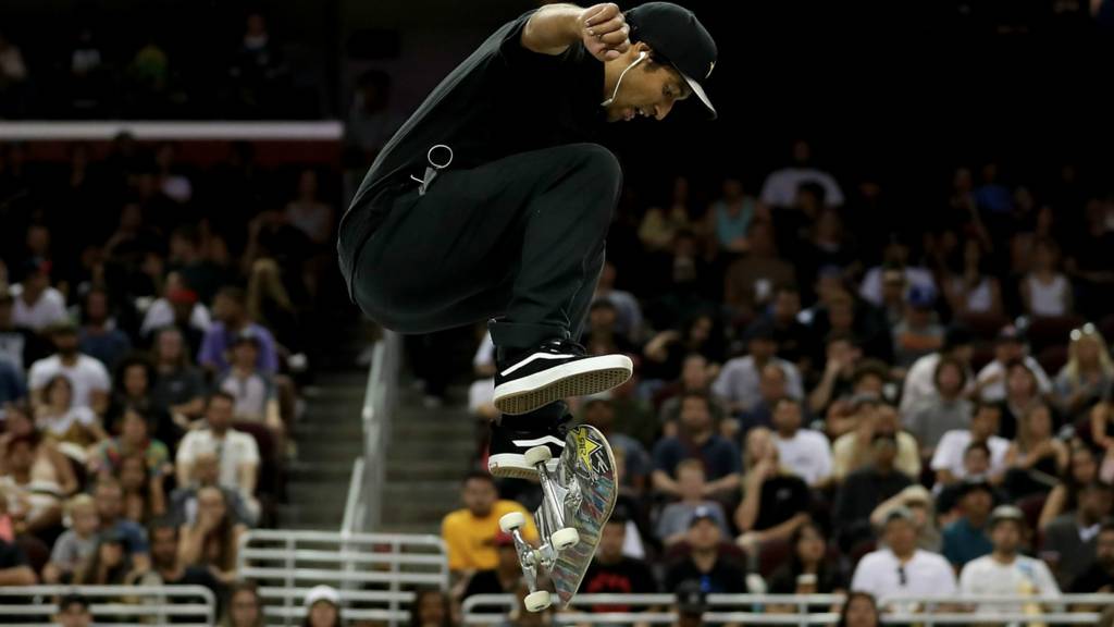 Street League Skateboarding - Watch the Super Crown Finals from anywhere in  the world on streetleague.com 🌍 Women's Super Crown starts at 3:00pm Brazil  time / 12:00pm ET / 9:00am PT Men's