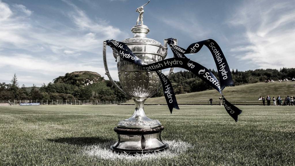 Shinty: Camanachd Cup final - Lovat v Kyles Athletic - Live - BBC Sport