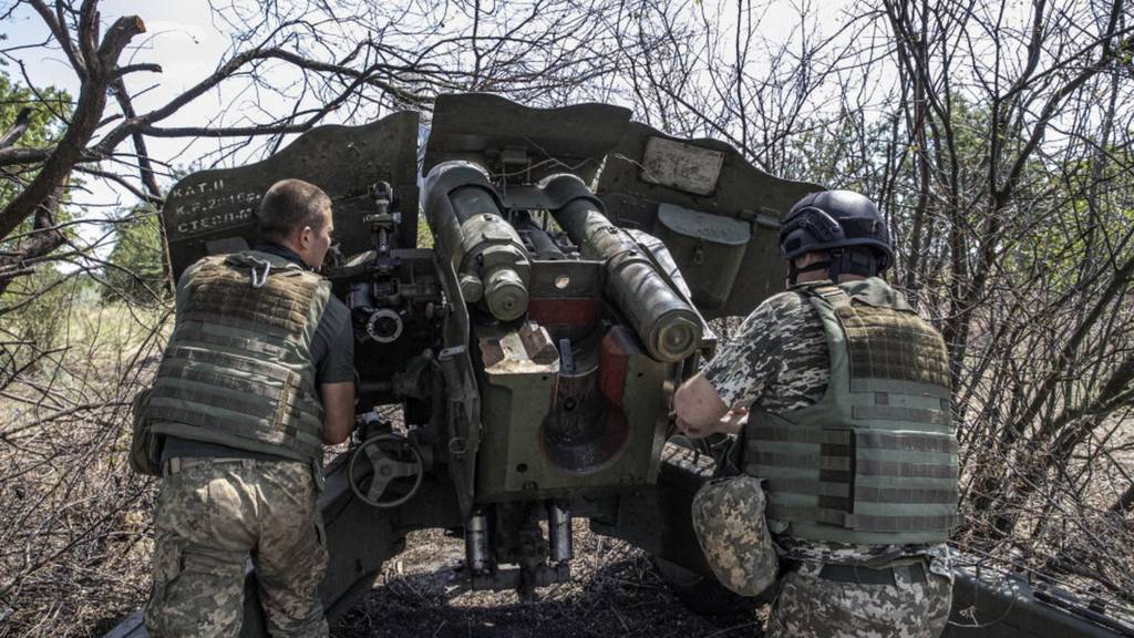 Ukraine war Russian strike kills five in central Ukrainian city BBC News