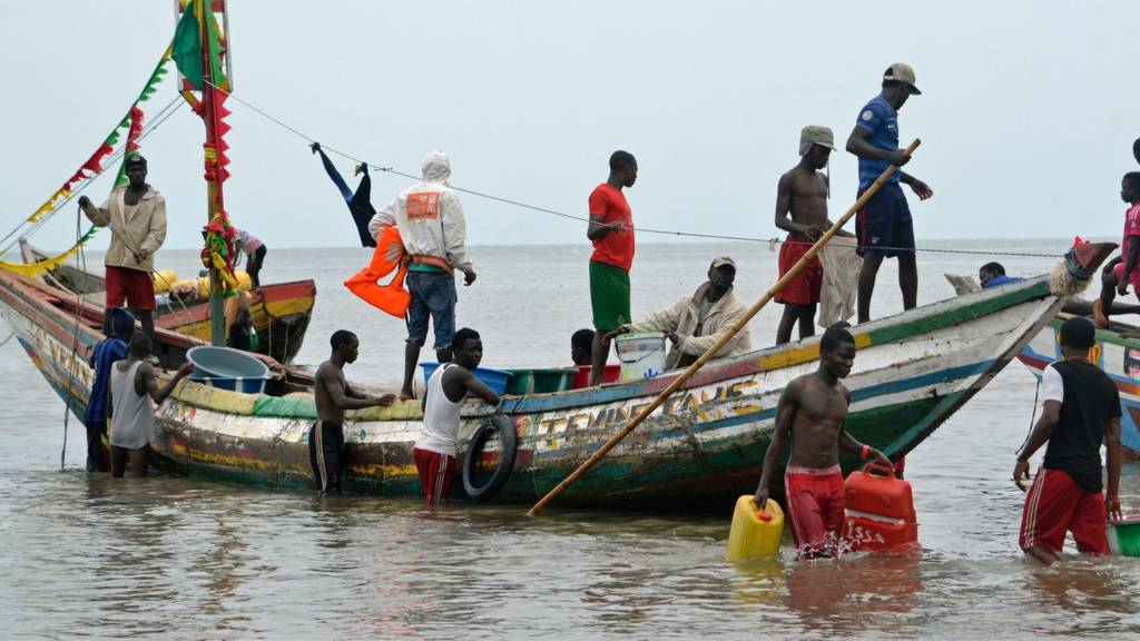 guinean fishing boat