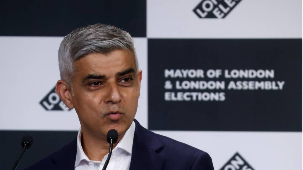Elections 2021: Sadiq Khan wins second term as London Mayor - BBC News