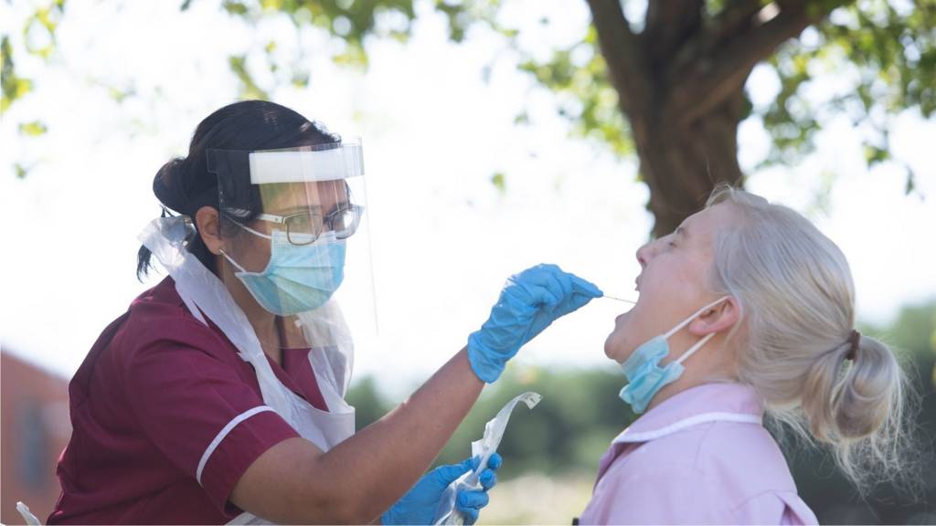 Coronavirus UK parties clash over plans to boost testing BBC News