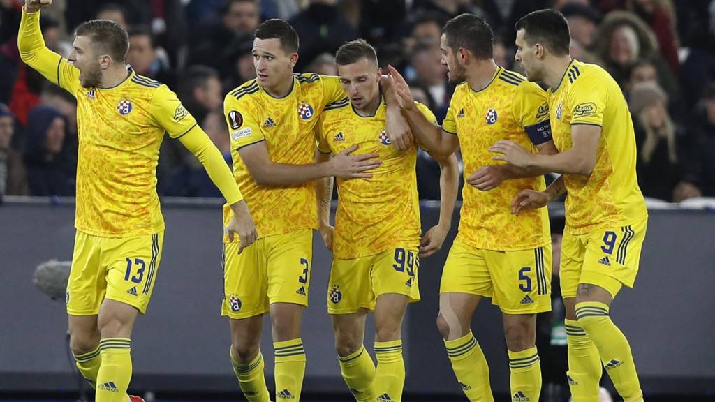 Teammates of Ferencvarosi TC celebrate after the UEFA Europa League News  Photo - Getty Images