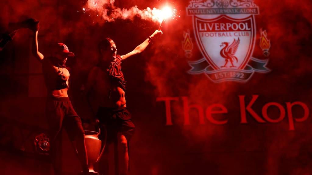 Liverpool fans celebrate