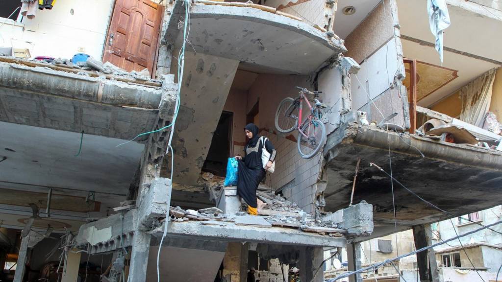 Damaged building in Rafah
