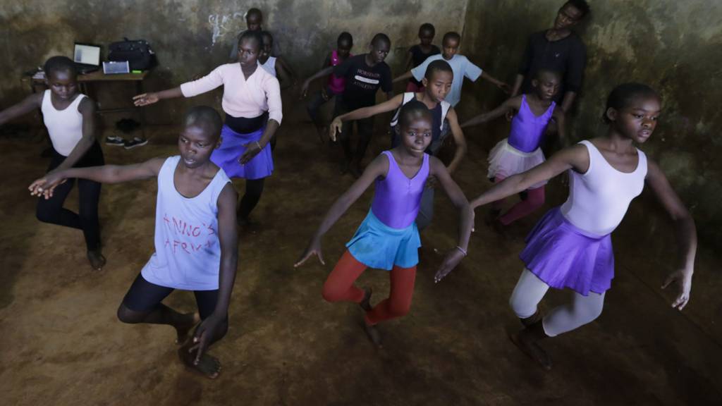 Young Kenya ballet dancers in Kibera, Nairobi - January 2017