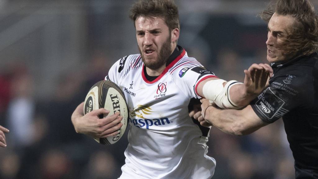 Stuart McCloskey in action for Ulster Rugby