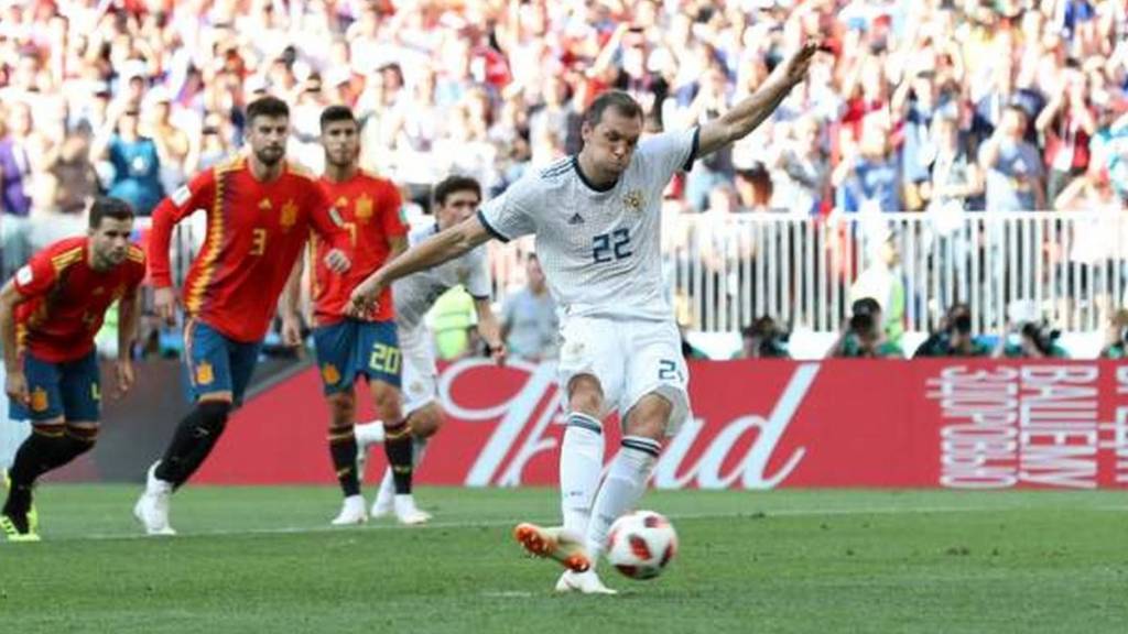 Artem Dzyuba akifunga penalti ya Urusi