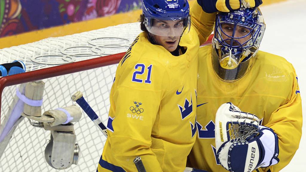 Sweden's ice hockey players in action
