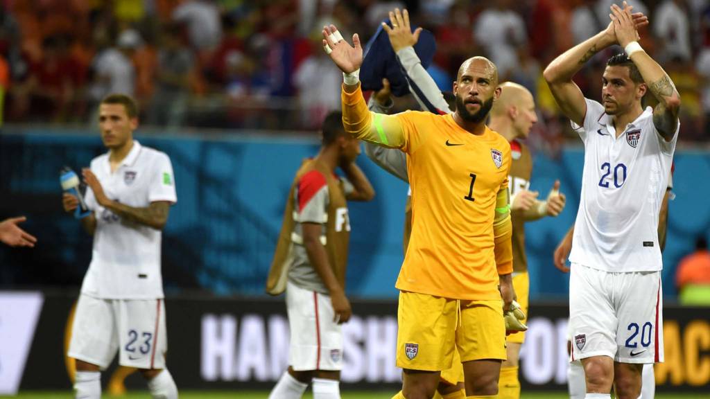 US goalkeeper Tim Howard waves at the end of a Group G