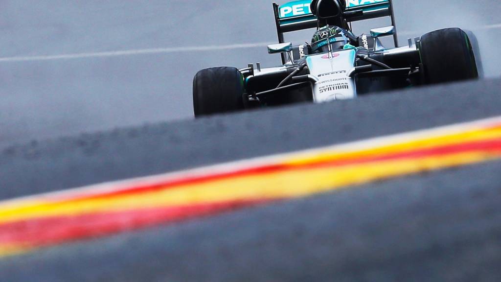 Nico Rosberg starts on pole at the Belgian Grand Prix