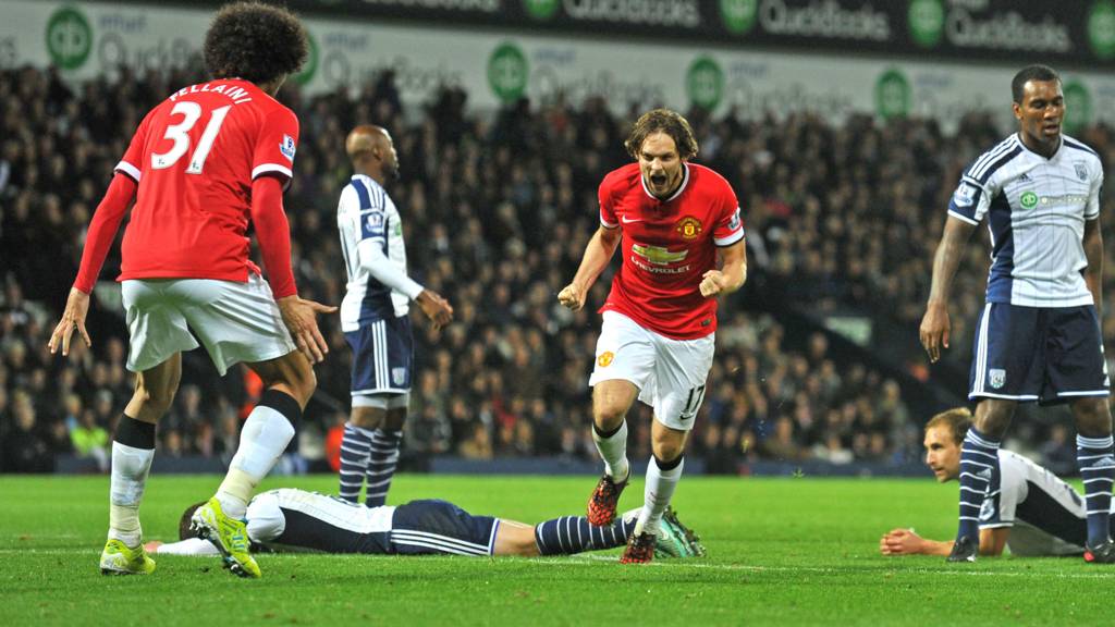 Daley Blind equalises for Manchester United