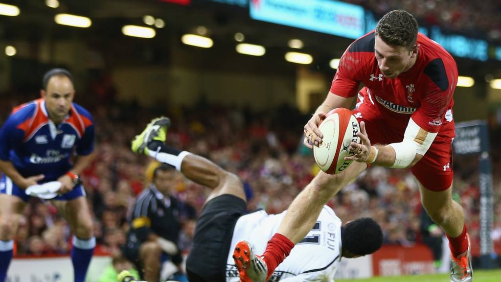 Alex Cuthbert scores his first try against Fiji